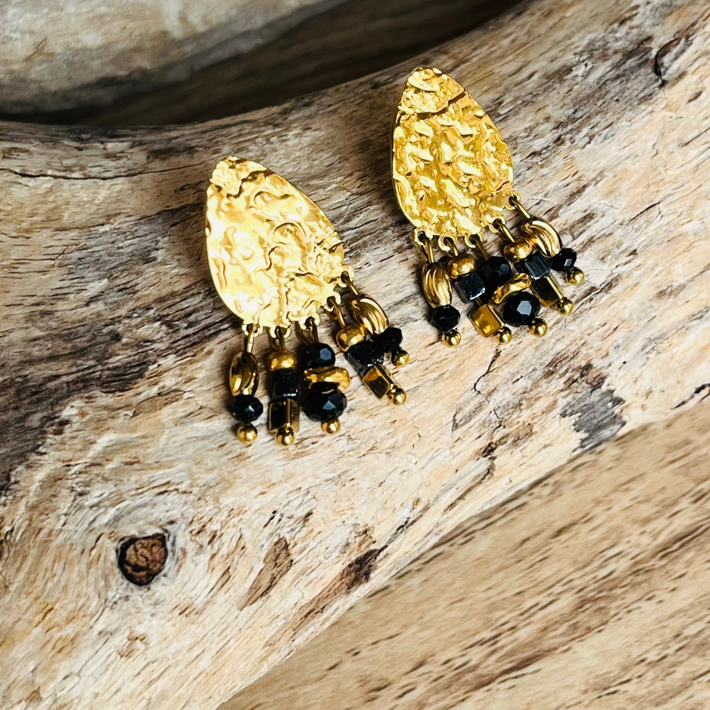 Boucles d'oreille "Trinité" noires